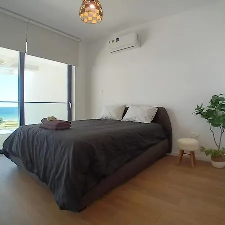 Apartment New Luxury Sea Front *
